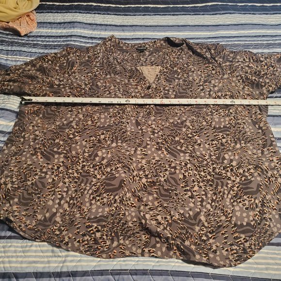 Torrid Sz 3X Harper Leo Zebra Gray Pink Animal Print Popover Blouse Pockets - Picture 10 of 11